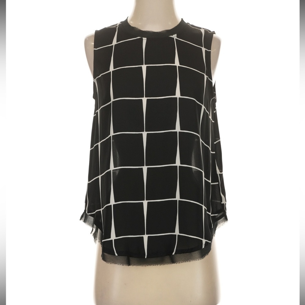 Who What Wear Black Tank Top with White Windowpane Grid
